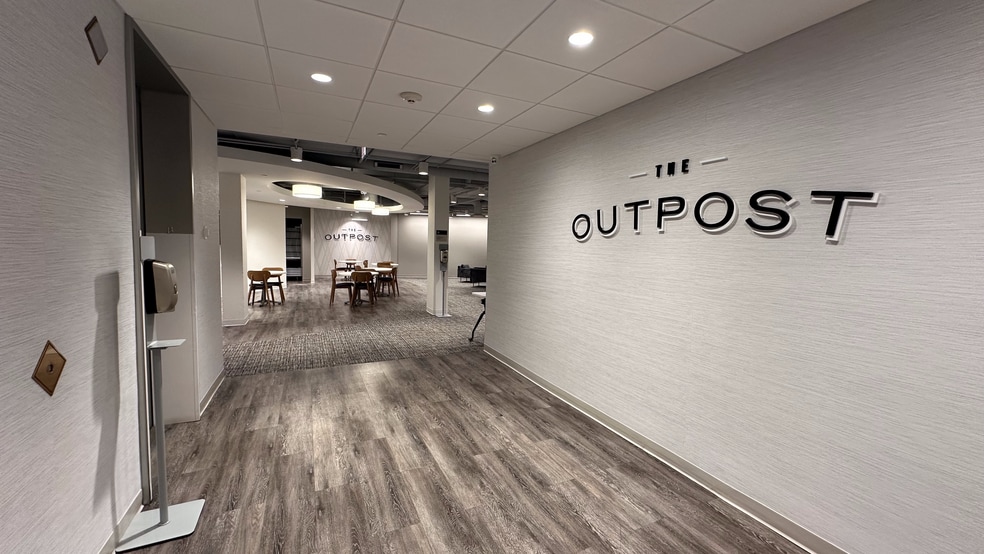 More Photos Of 1751 Lake Cook Rd, Deerfield Office For Lease