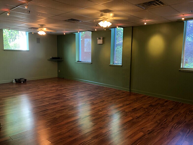 More Photos Of 424 E Elm St, Conshohocken Office For Lease
