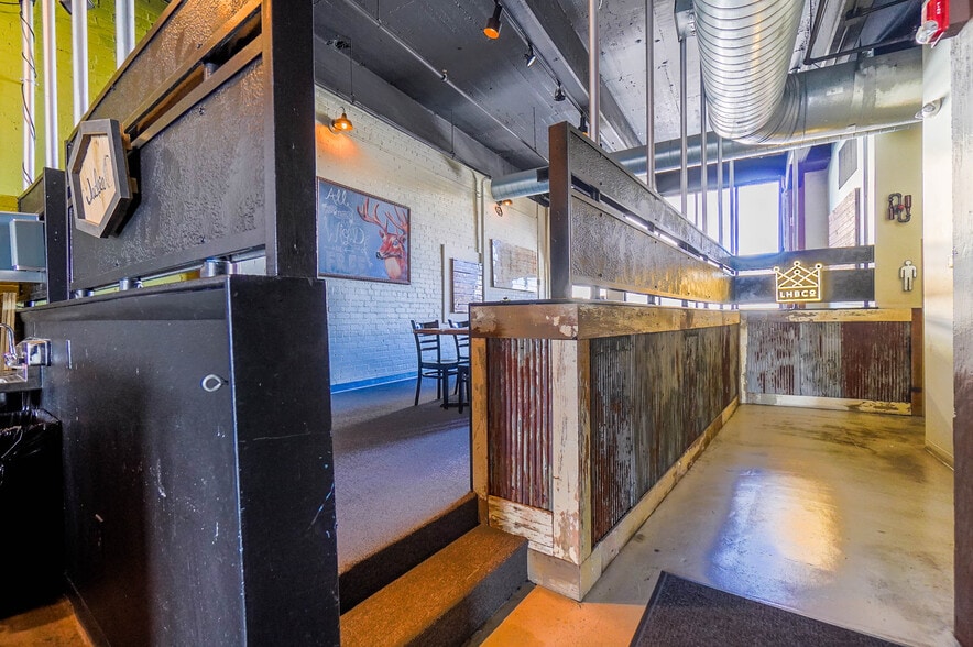 More Photos Of 135 E 2nd St, Dayton Restaurant For Sale