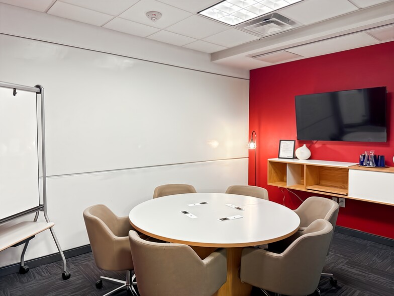 More Photos Of 4208 Six Forks Rd, Raleigh Coworking Space