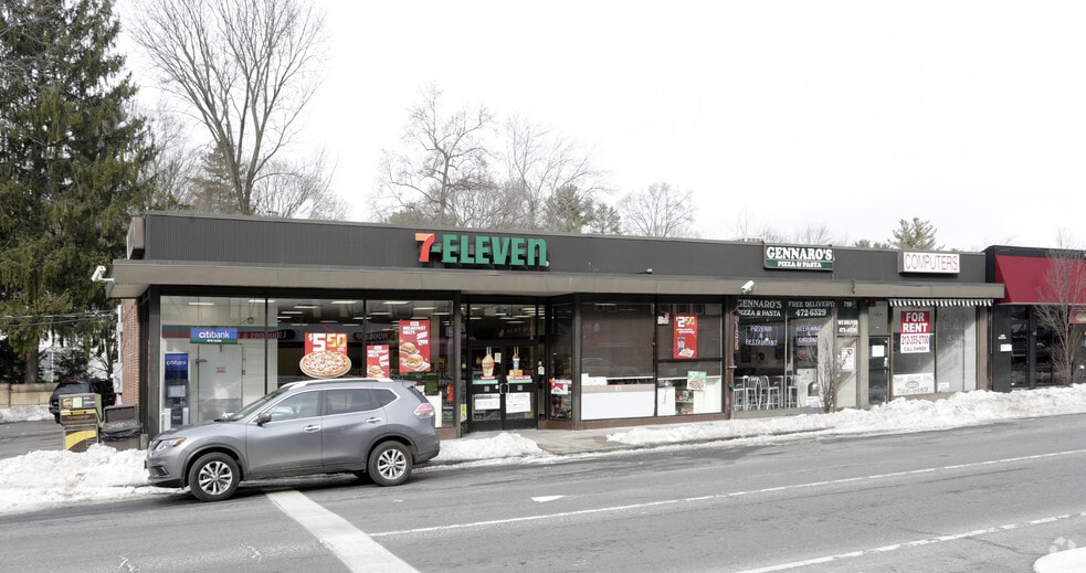 More Photos Of 763 Central Park Ave, Scarsdale Storefront For Lease