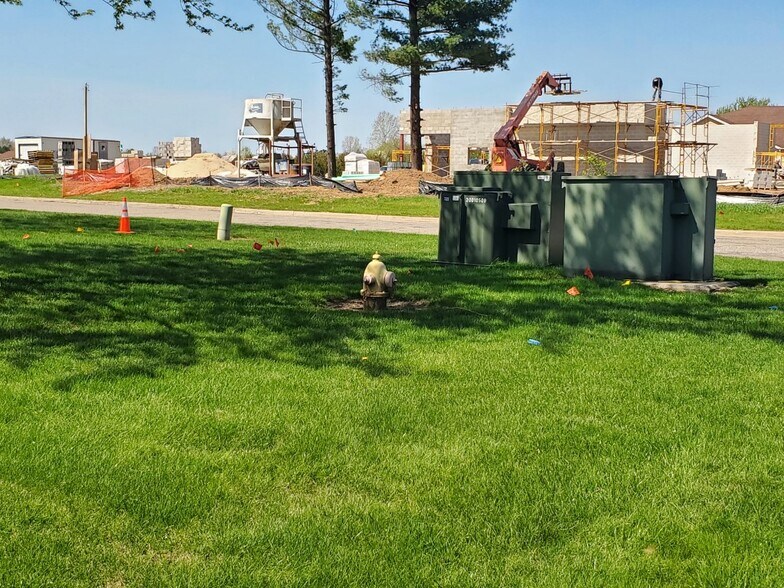 More Photos Of 6258 W Pierson Rd, Flushing Medical For Lease