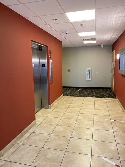 More Photos Of 2780 Snelling Ave N, Roseville Medical For Lease