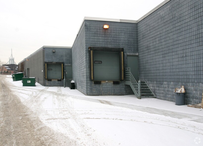 More Photos Of 6801-6811 Flying Cloud Dr, Eden Prairie Research And Development For Lease