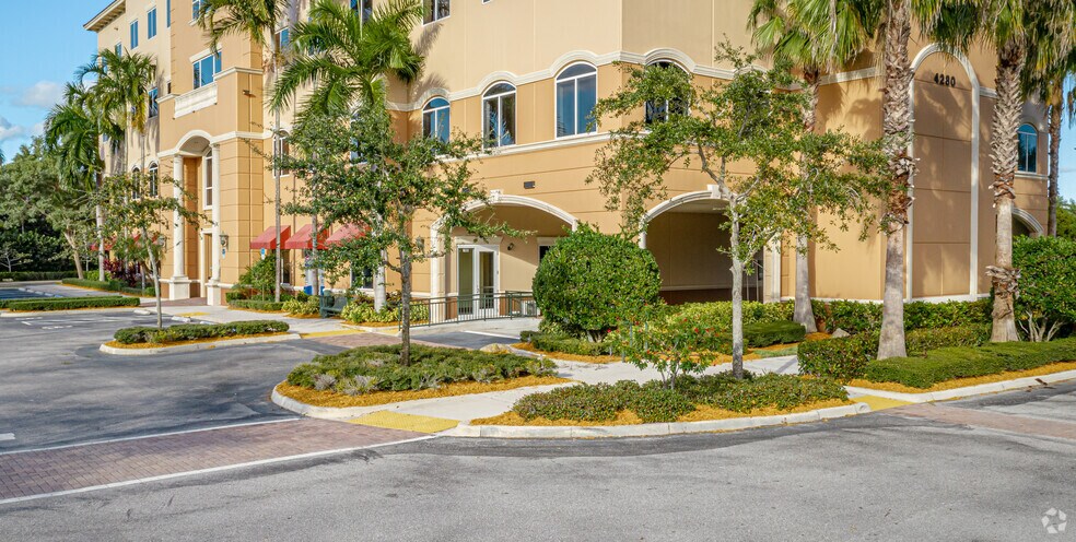 More Photos Of 4280 Professional Center Dr, Palm Beach Gardens Medical For Sale