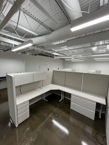 More Photos Of 106 Duke St, Ashland City Office For Lease