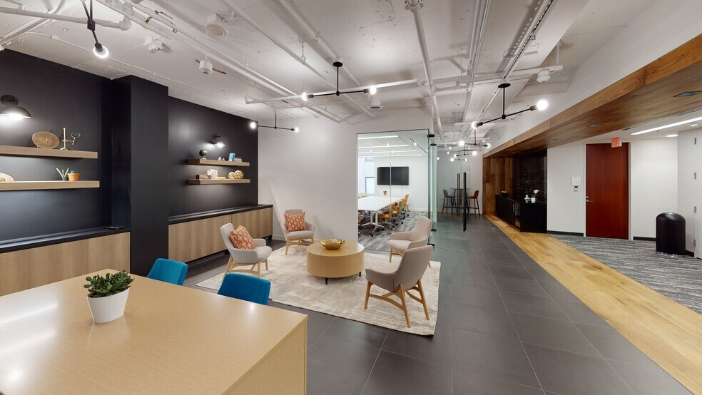 More Photos Of 1100 G St NW, Washington Office For Lease