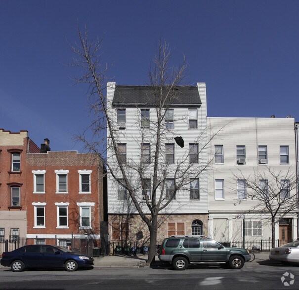 More Photos Of 181-183 Montrose Ave, Brooklyn Apartments For Sale