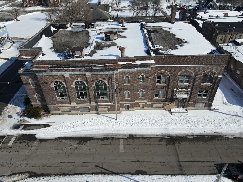 More Photos Of 335 W 14th St, Anderson Religious Facility For Sale