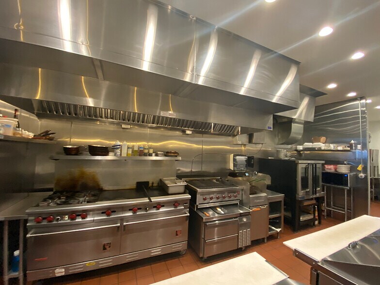 More Photos Of 112 N Main St, Cascade Restaurant For Sale