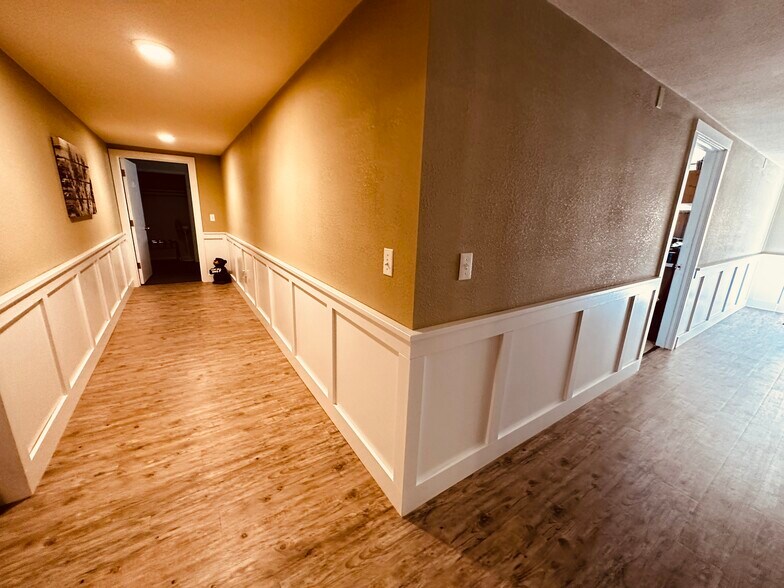 More Photos Of 107 E Main St, Bison Hotel For Sale