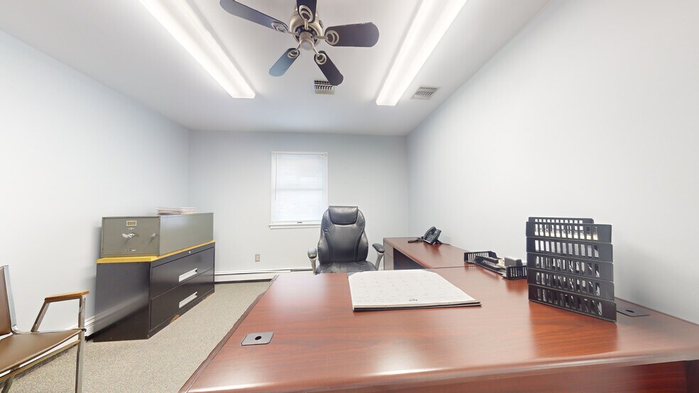 More Photos Of 2786 NJ-23 Rt, Hardyston Office For Sale