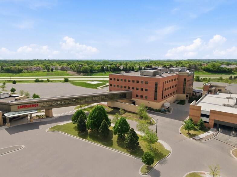 More Photos Of 14101 Fairview Dr, Burnsville Medical For Lease