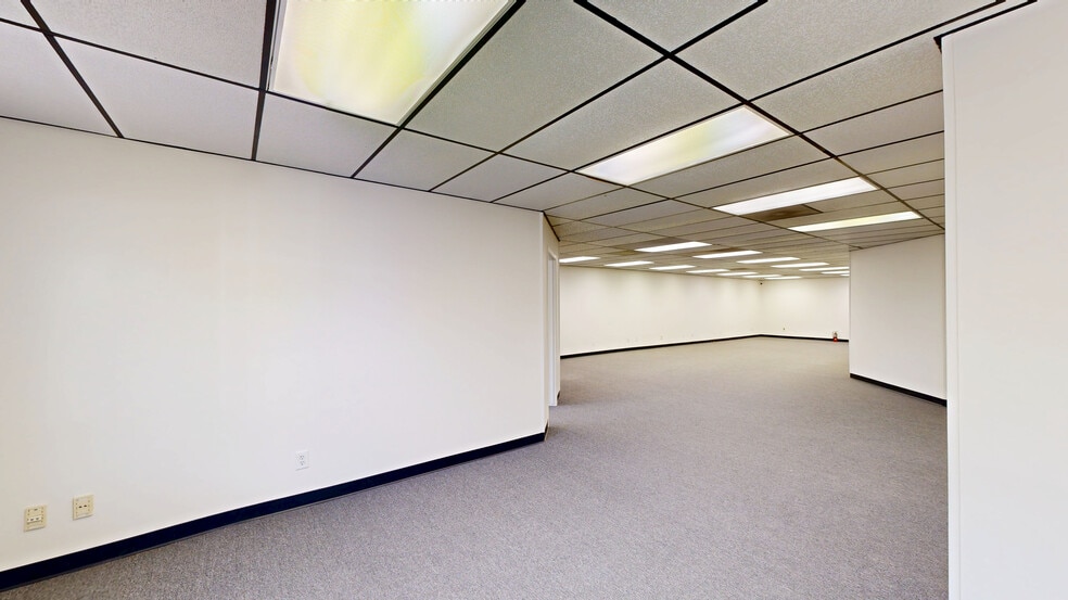 More Photos Of 2501-2519 Gravel Dr, Fort Worth Unknown For Lease