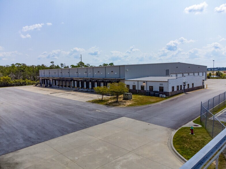 More Photos Of 7801 Commerce Blvd, Panama City Distribution For Sale