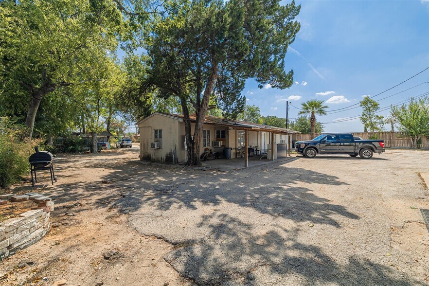 More Photos Of 6209 Skyline Dr, Houston Land For Sale