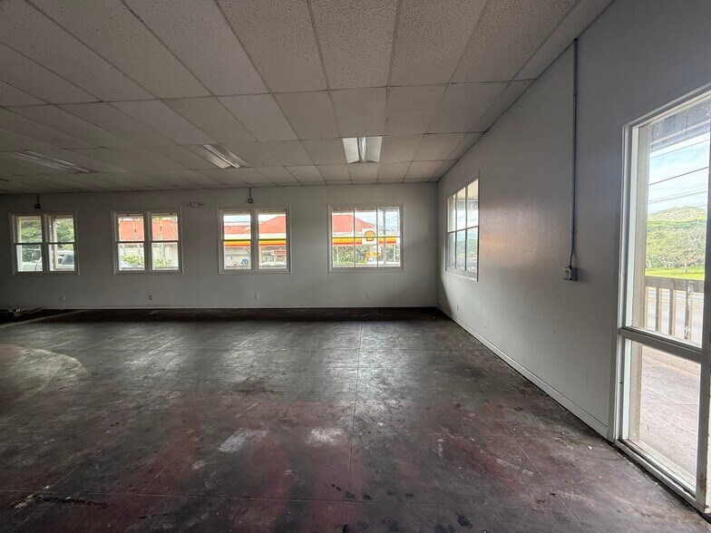 More Photos Of 2-2436 Kaumualii Hwy, Kalaheo Unknown For Lease