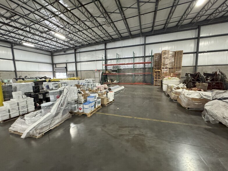 More Photos Of 4901 Esco Dr, Fort Worth Manufacturing For Lease