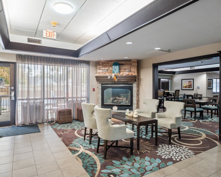 More Photos Of 2515 19th St, Lubbock Hotel For Sale