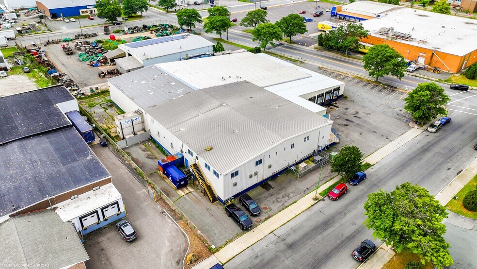 More Photos Of 86 Macarthur Dr, New Bedford Warehouse For Sale