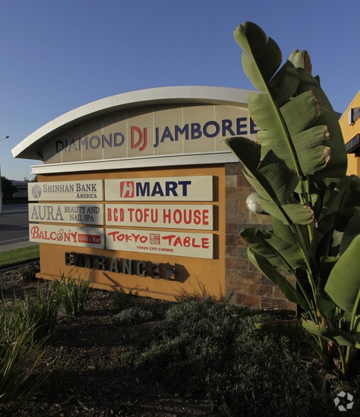 More Photos Of 2700 Alton Pky, Irvine Unknown For Lease