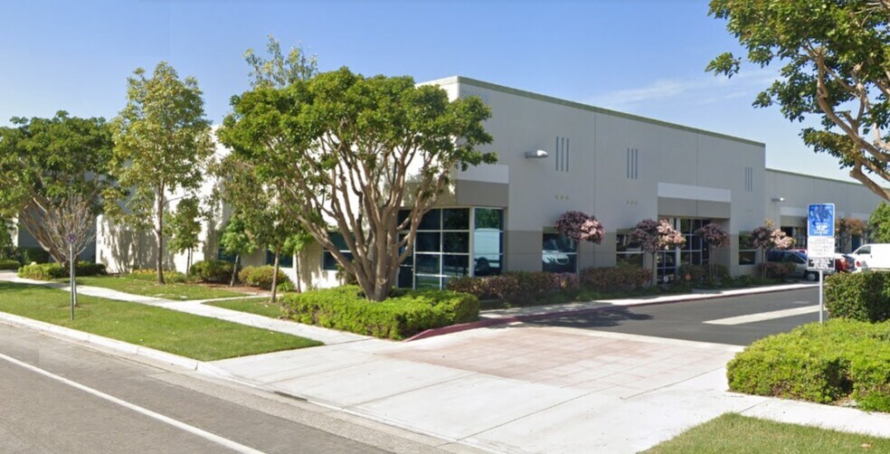 More Photos Of 2000 Cabot Pl, Oxnard Warehouse For Sale