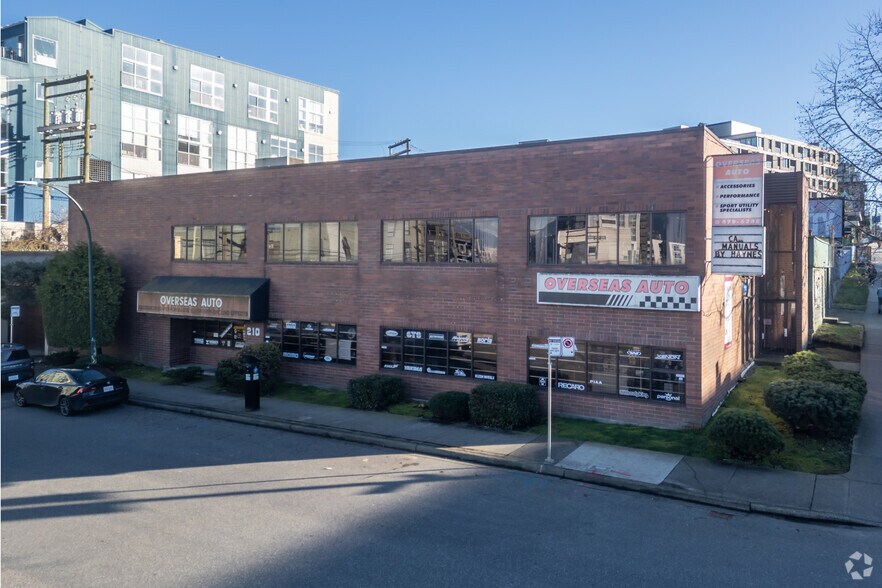 Primary Photo Of 210 4th Ave E, Vancouver Warehouse For Lease