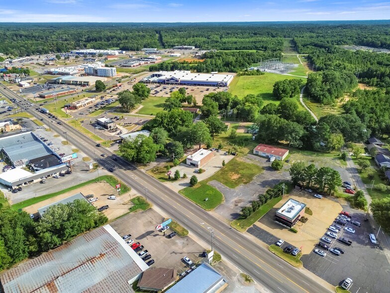 More Photos Of 1400 Highway 72 E, Corinth Health Club For Sale