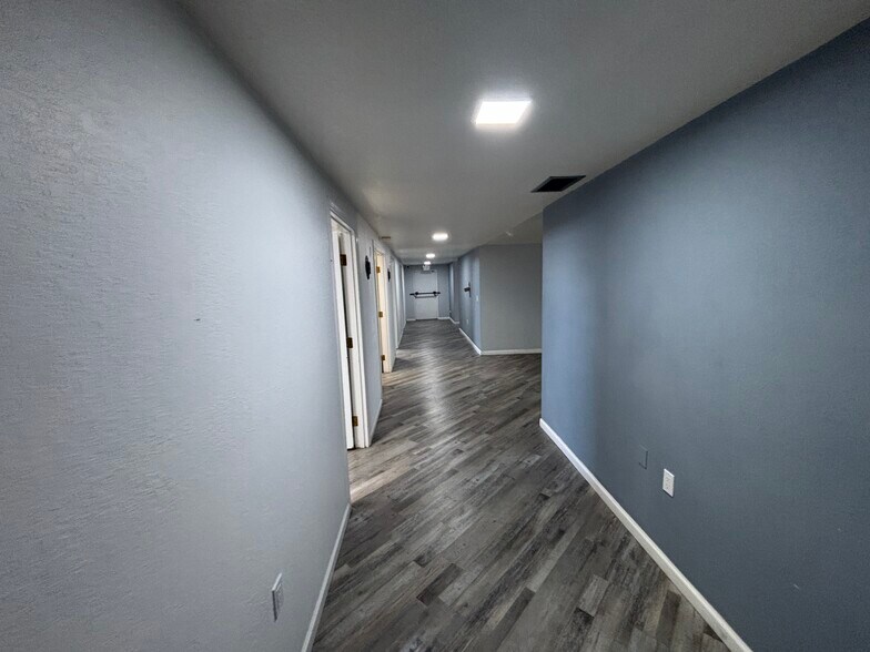 More Photos Of 4141 W Bethany Home Rd, Phoenix Medical For Sale