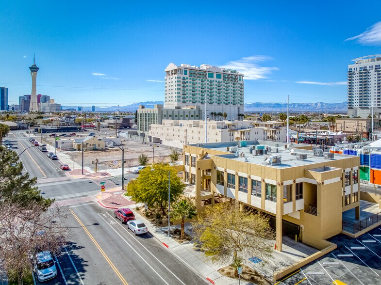 More Photos Of 732 S 6th St, Las Vegas Loft Creative Space For Lease