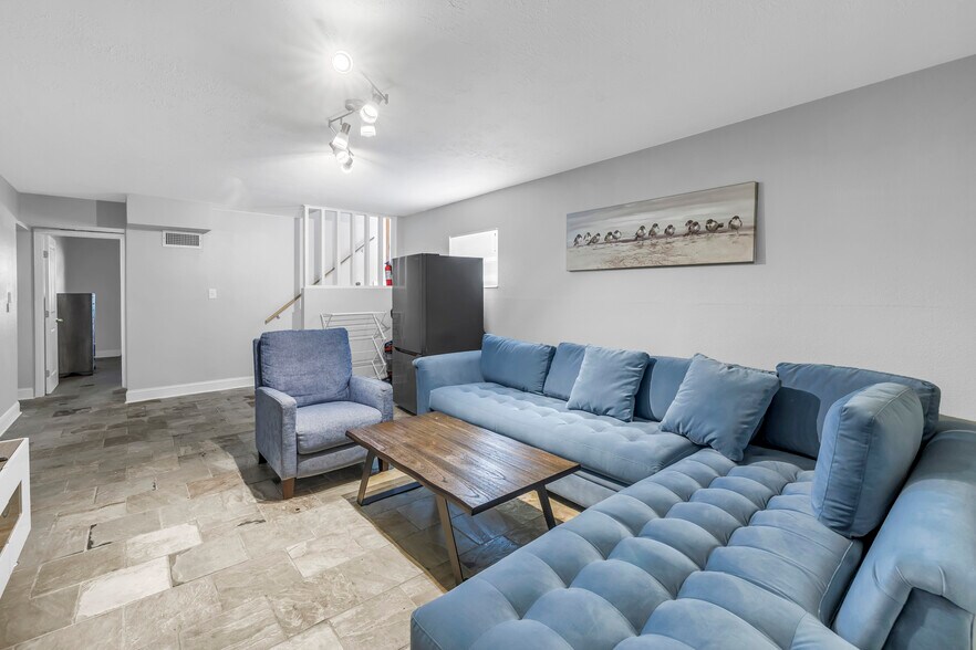 More Photos Of , Tampa Multifamily For Sale