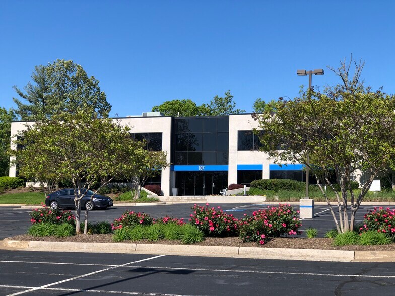 Primary Photo Of 107 Carpenter Dr, Sterling Office For Lease