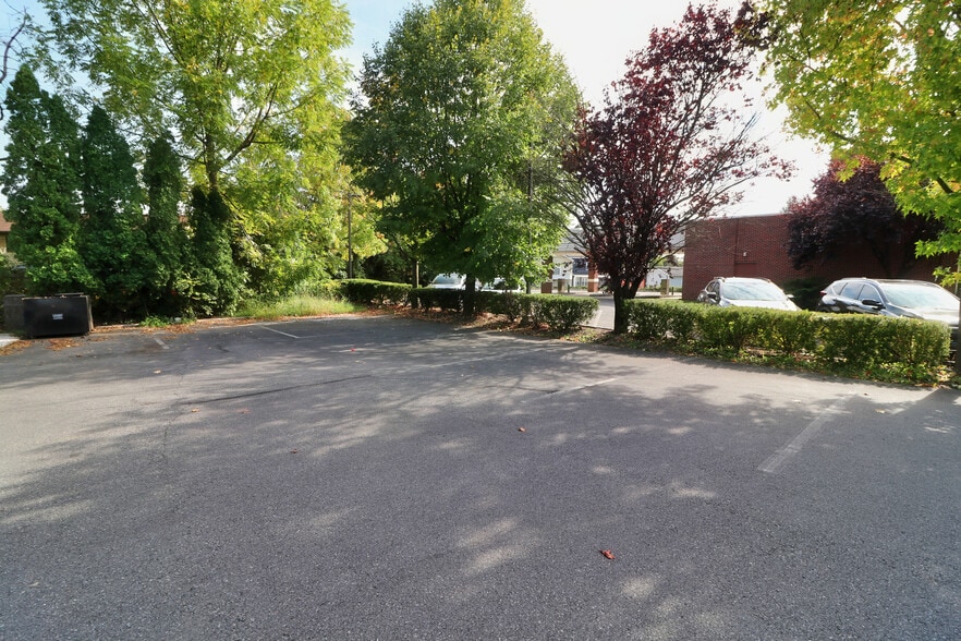 More Photos Of 2722 Easton Ave, Bethlehem Restaurant For Sale