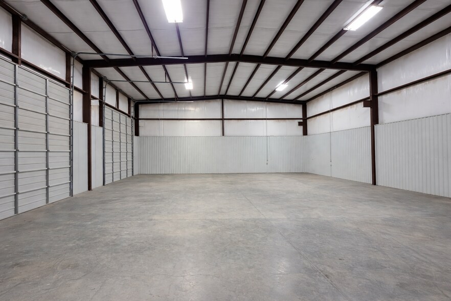 More Photos Of 10400 W County Road 72, Midland Warehouse For Lease