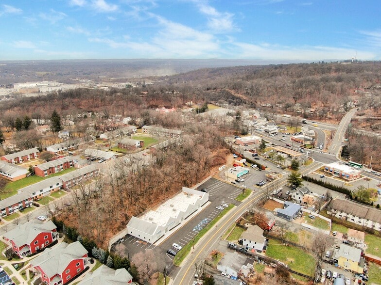 More Photos Of 10 Waldron Ave, Nyack Storefront For Lease