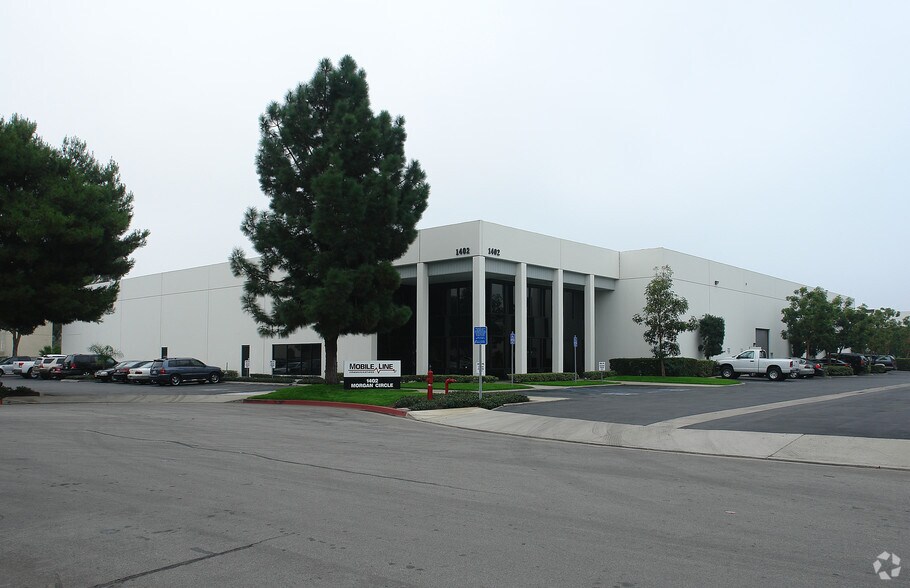 Primary Photo Of 1402 Morgan Cir, Tustin Distribution For Lease
