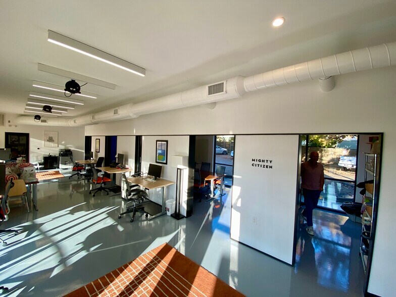 More Photos Of , Austin Office For Sale