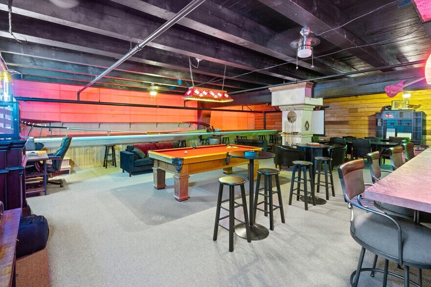 More Photos Of 933 Market St, Tacoma Storefront For Sale