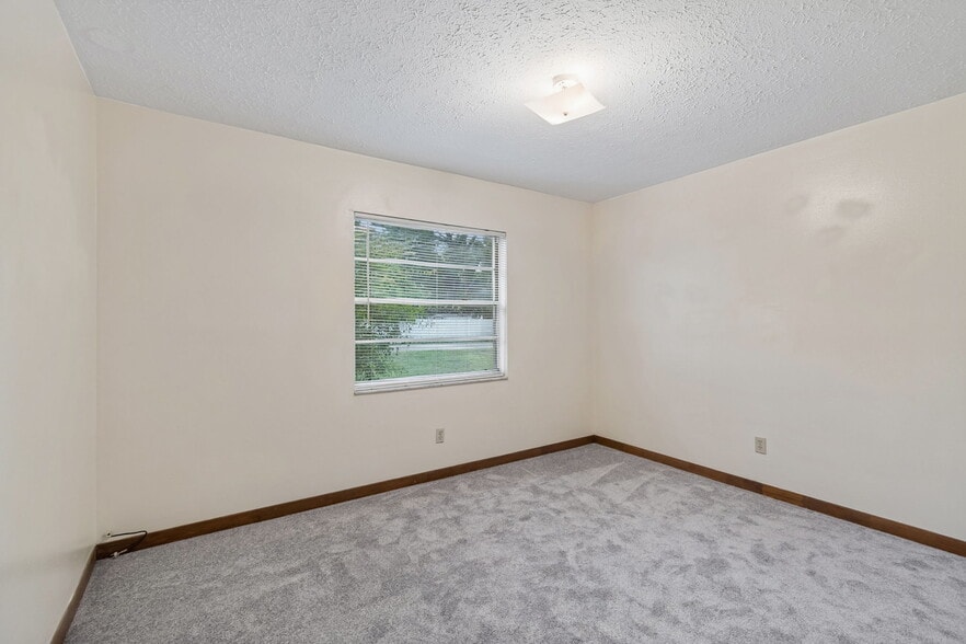 More Photos Of 6406 S Adelia Ave, Tampa Multifamily For Sale