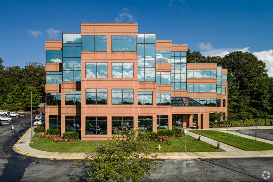 More Photos Of 2200 Defense Hwy, Crofton Medical For Lease