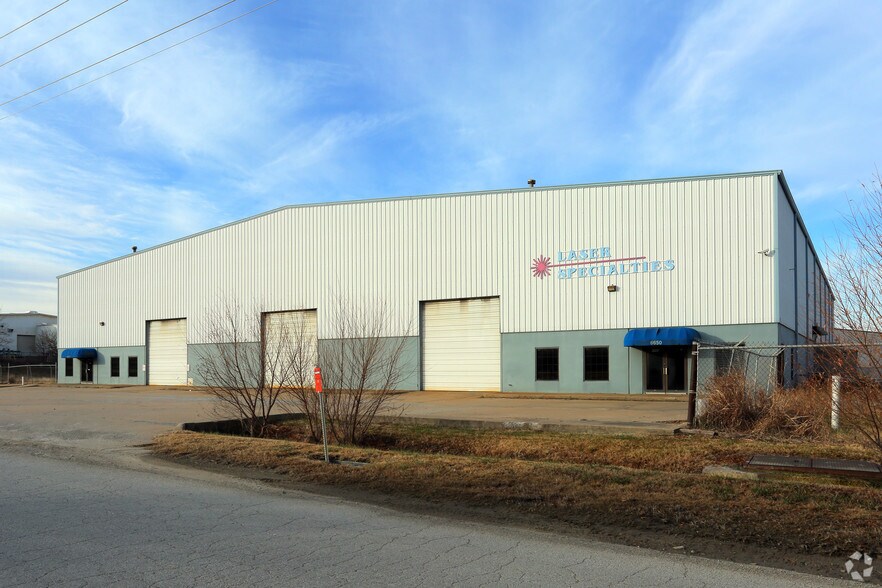 More Photos Of 6650 S 61st West Ave, Tulsa Warehouse For Lease