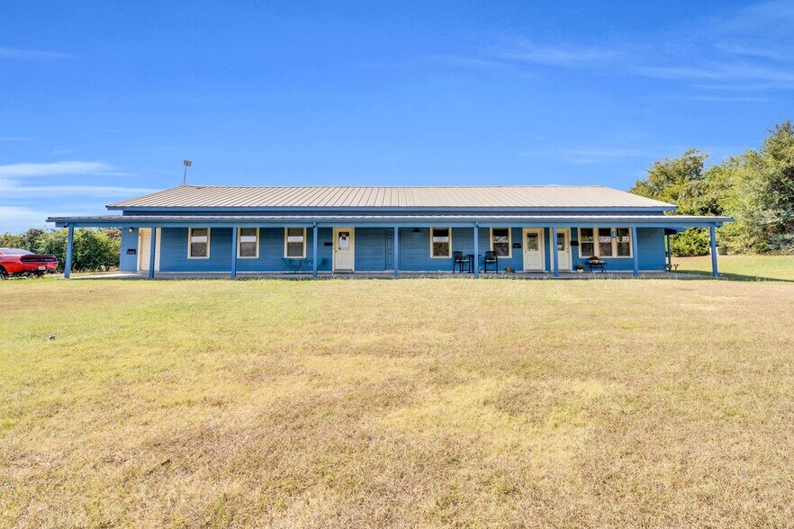 More Photos Of 3841 Ledgestone Ln, Midlothian Apartments For Sale