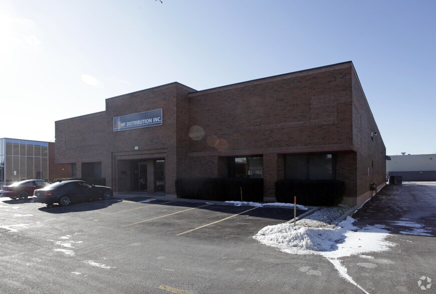 More Photos Of 140 Buttermill Ave, Vaughan Warehouse For Lease
