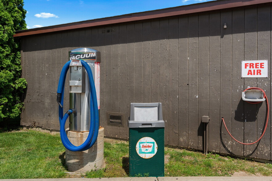 More Photos Of 1400 14th St NW, Austin Service Station For Sale