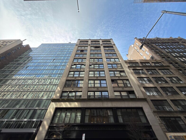 More Photos Of 144-152 W 27th St, New York Apartments For Sale