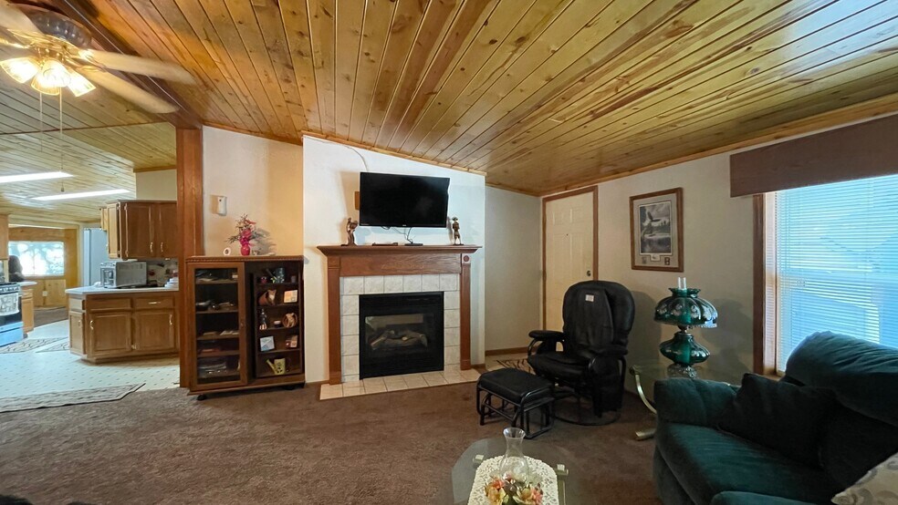 More Photos Of E24885 Misery Bay Rd, Watersmeet Hospitality For Sale