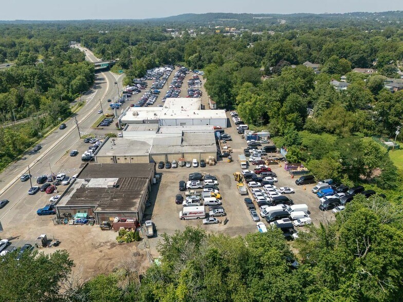 More Photos Of 2530 Springfield Ave, Vauxhall Land For Lease