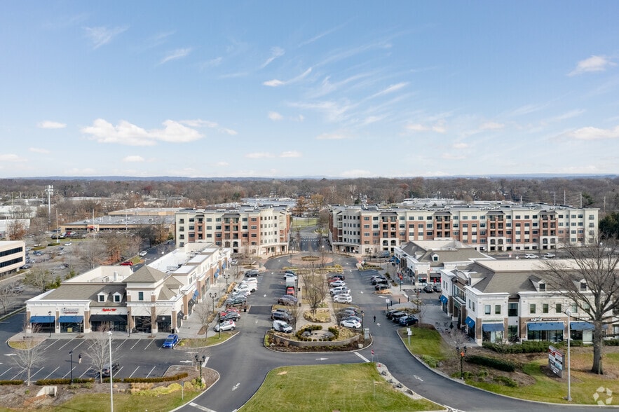 More Photos Of 3110 Promenade Blvd, Fair Lawn Freestanding For Lease
