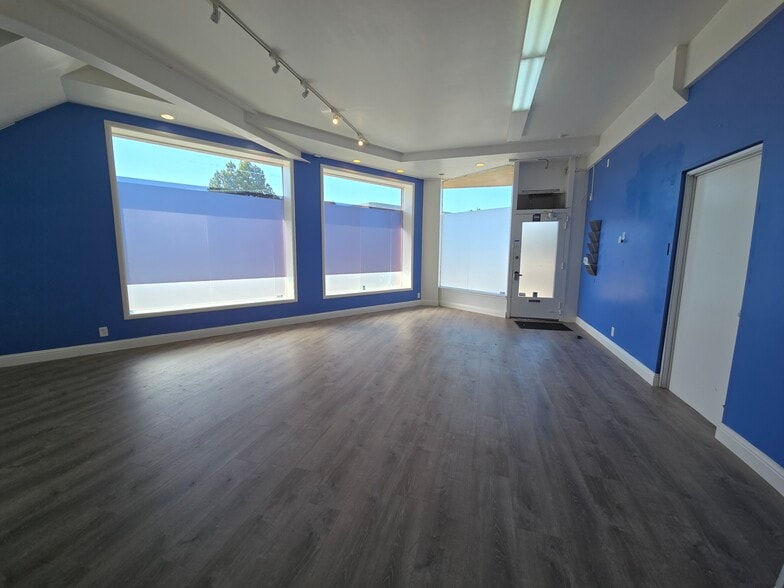 Primary Photo Of 1747-1749 Broadway St, Redwood City Office For Lease