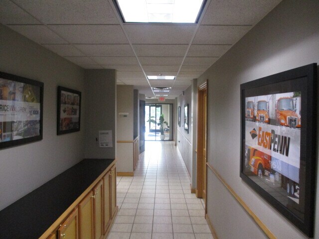 More Photos Of 2900 Northridge Dr NW, Grand Rapids Manufacturing For Sale